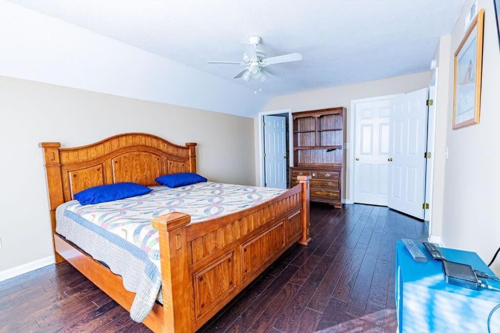 Cozy Pigeon Forge Home W Hot Tub Near River Экстерьер фото
