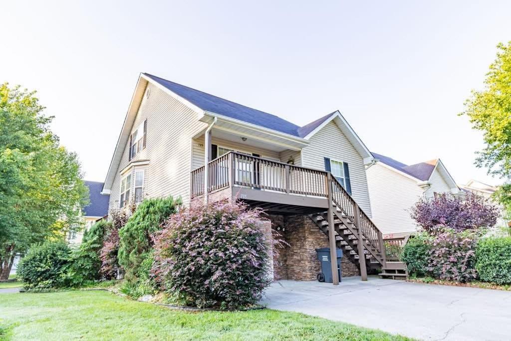 Cozy Pigeon Forge Home W Hot Tub Near River Экстерьер фото